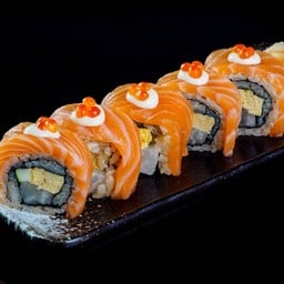 SALMON ROLL