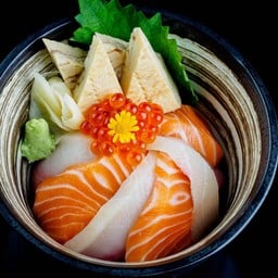 Salmon Hamachi Don