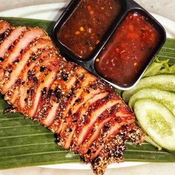 คอหมูคลุกฝุ่น