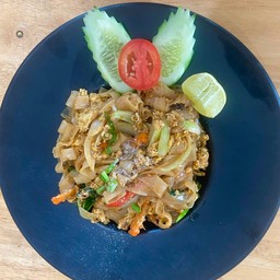 ผัดซีอิ๋วไข่