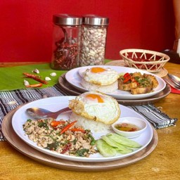 ข้าวกะเพราไก่