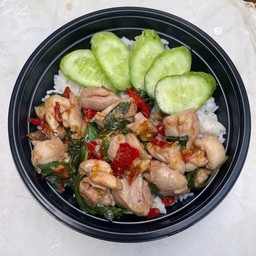 กระเพราไก่