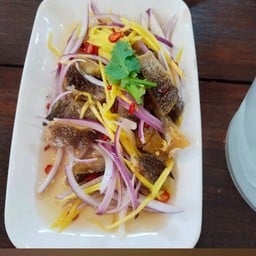 ยำปลาสลิด