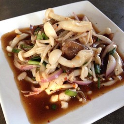 ลาบเห็ดรวม