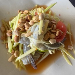 ตำมะม่วงกุ้งสดไทย