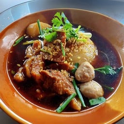 เส้นเล็กเนื้อตุ๋น ธรรมดา