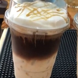 คาราเมลมัคคีอาโต้