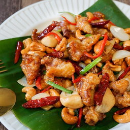 ไก่ผัดเม็ดมะม่วง(กับข้าว)