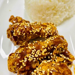 ข้าวไก่เกาหลีปีกบน ซอสกระเทียม