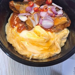 ข้าวไข่ข้นปลากระป๋อง