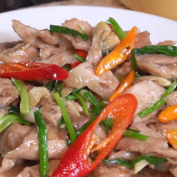 หมูผัดน้ำมันหอย(กับข้าว)