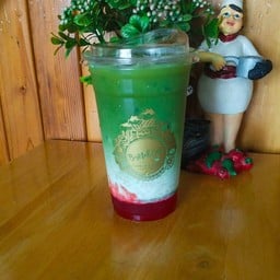 คริสมาสต์สตอเบอรี่ลาเต้22Oz