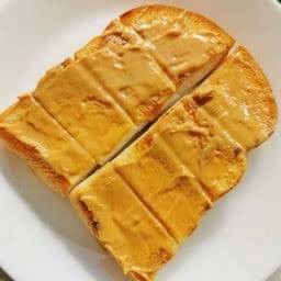 ปังปิ้งเนยถั่วนม