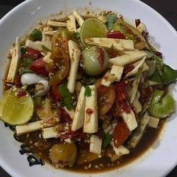 ตำยอดมะพร้าวปลาร้า