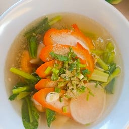 ชายสี่บะหมี่เกี๊ยว หน้าเซเว่นบ้านใหม่หนองไทร