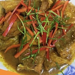 ผัดเผ็ดปลากระพง
