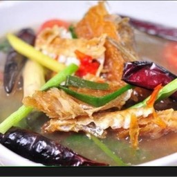 ต้มโคล้งปลากรอบ