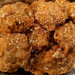 หมูก้อนทอด