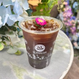 อเมริกาโนเย็น