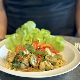 สปาเก็ตตี้เขียวหวานไก่