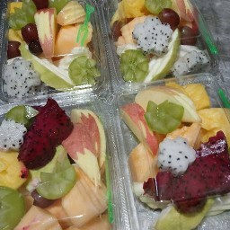 ผลไม้สดพร้อมทาน น้ำผลไม้แยกกาก100% หมู่บ้านอรุณธร