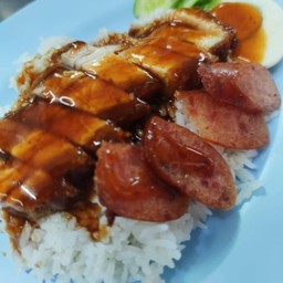 ข้าวหมูกรอบ