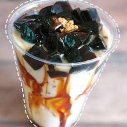 เฉาก้วยนมสด