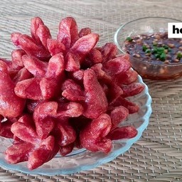 ไส้กรอกแดงในตำนานทอด