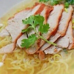 บะหมี่ชายสี่ X จะโบ