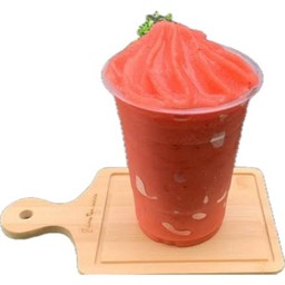 น้ำสตอเบอรี่ปั่น