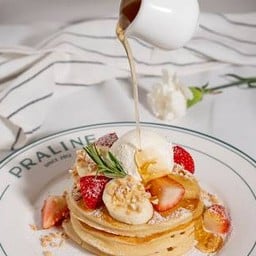 Pancake strawberry banana