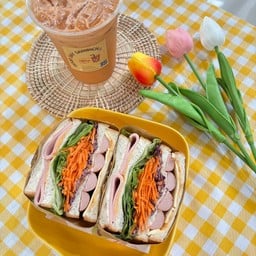 Good Day Sanwich