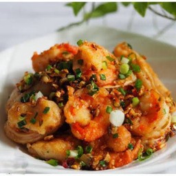 ข้าวกุ้งผัดพริกเกลือ