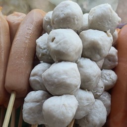 ลูกชิ้นหมู(ล)ชุด 10 ไม้