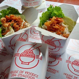 NOODLE เส้นหมี่ไก่ฉีก