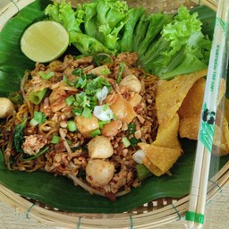 ก๋วยเตี๋ยวแซ่บแห้งหมู
