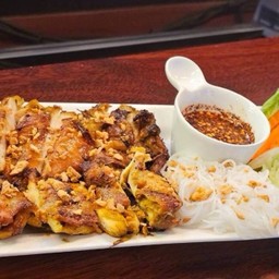 ไก่ย่างขมิ้น