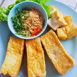 ตั้ง หวัง เจ้ง (J Food)