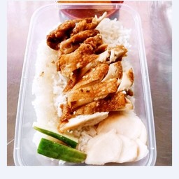 ข้าวมันไก่ทอด By พรานไก่