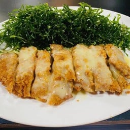 ไก่ทอดราดซอสมะนาว