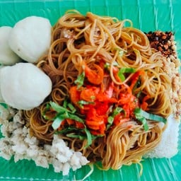 ข้าวหมูทอดตรงใจ