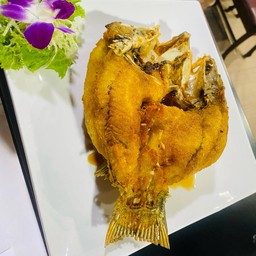 ปลากระพงทอดน้ำปลา(กาลิค)