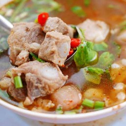 ต้มแซ่บกระดูกอ่อนหมู
