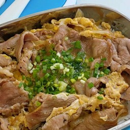 ข้าวหน้าหมูสไลด์ (L)