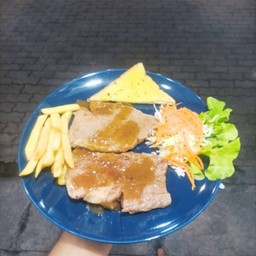สเต็กเนื้อไซส์ใหญ่