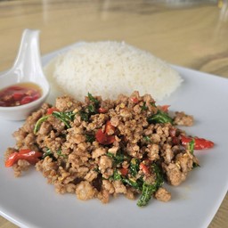 ข้าวกะเพรา หมูสับ