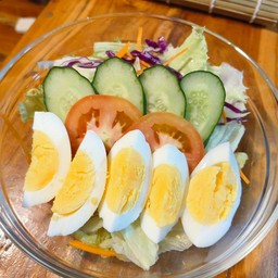 สลัดไข่ต้ม
