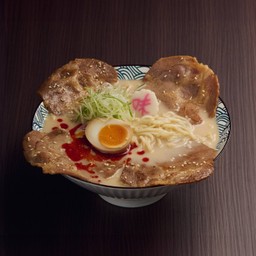 อากะ ทงคตสึ ราเมน (Signature)