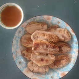 กล้วยปิ้ง by แม่จันทร์