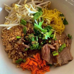 หมี่เหลืองแห้งเนื้อ